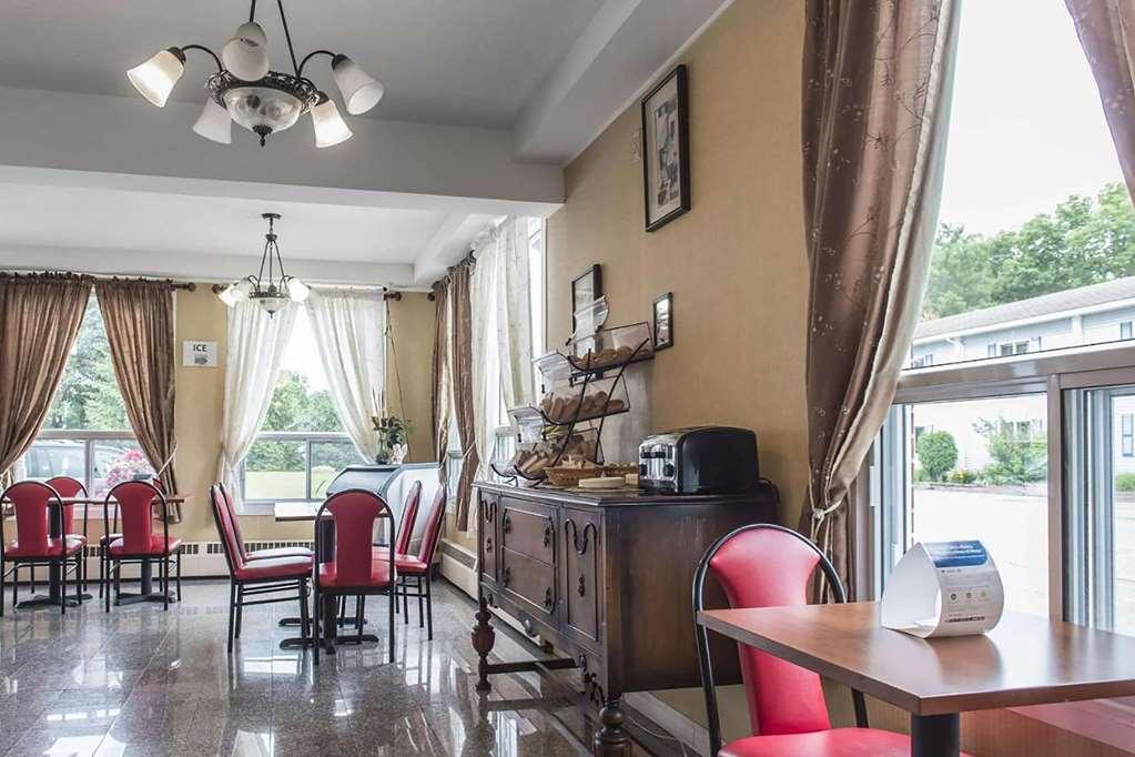 Super 8 By Wyndham Pembroke Hotel Tiện nghi bức ảnh