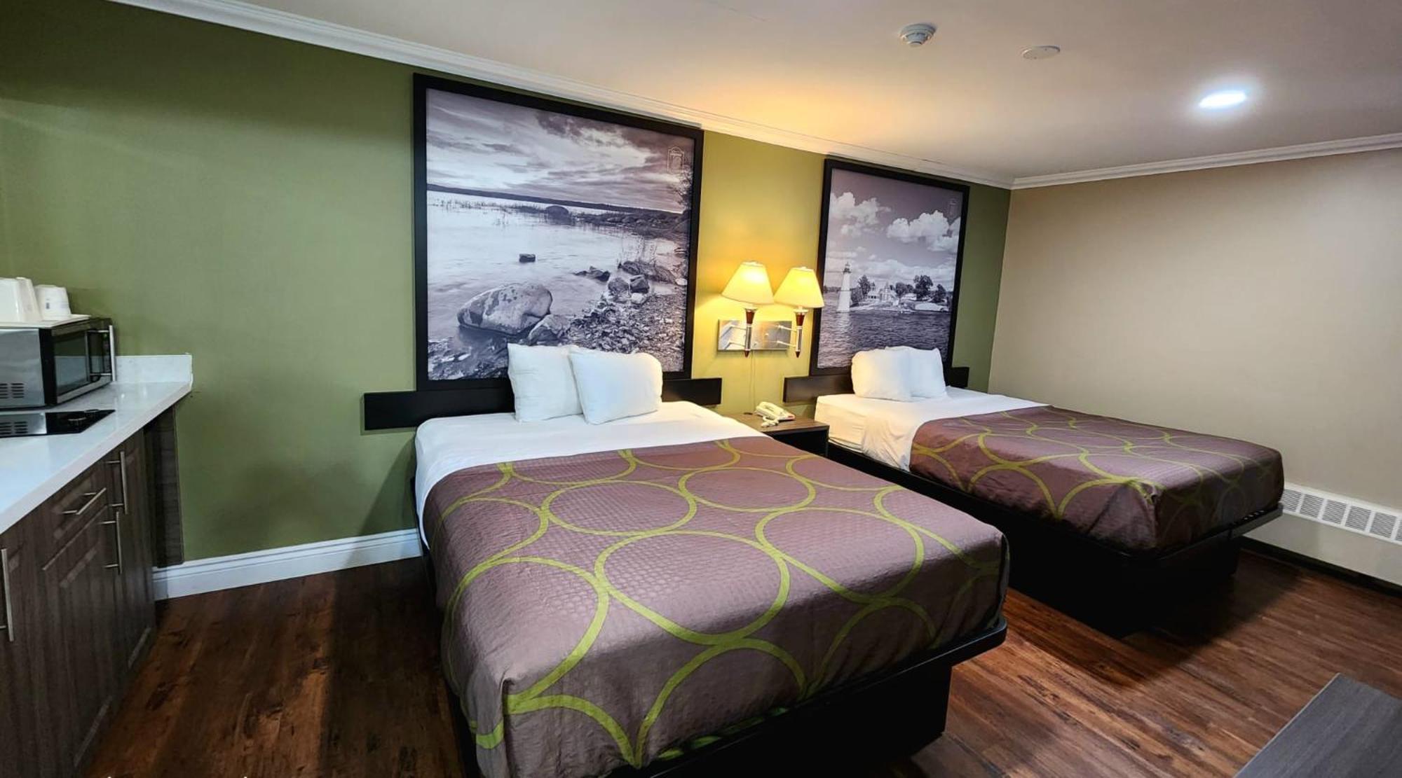 Super 8 By Wyndham Pembroke Hotel Ngoại thất bức ảnh